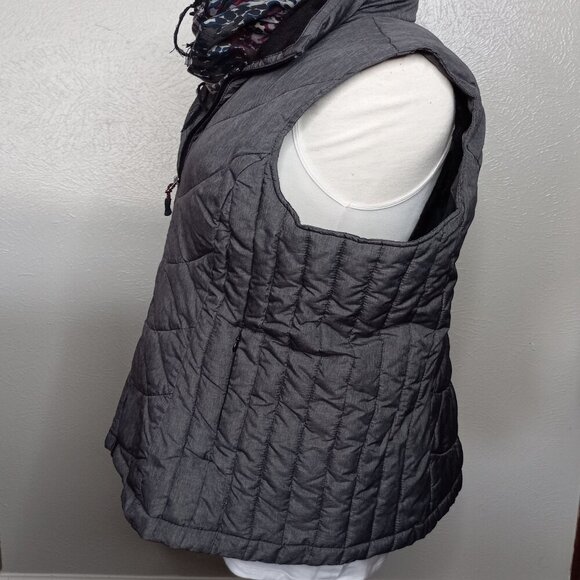 Champion quilted puffer vest women's with pockets - Picture 8 of 9